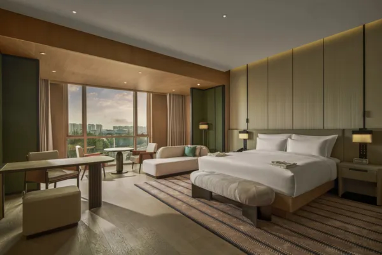 Room at Surya Hotel Shanghai New Hongqiao Center, SHANGHAI