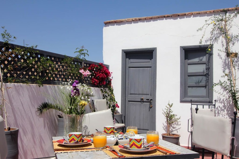 Riad Begonville 5/54