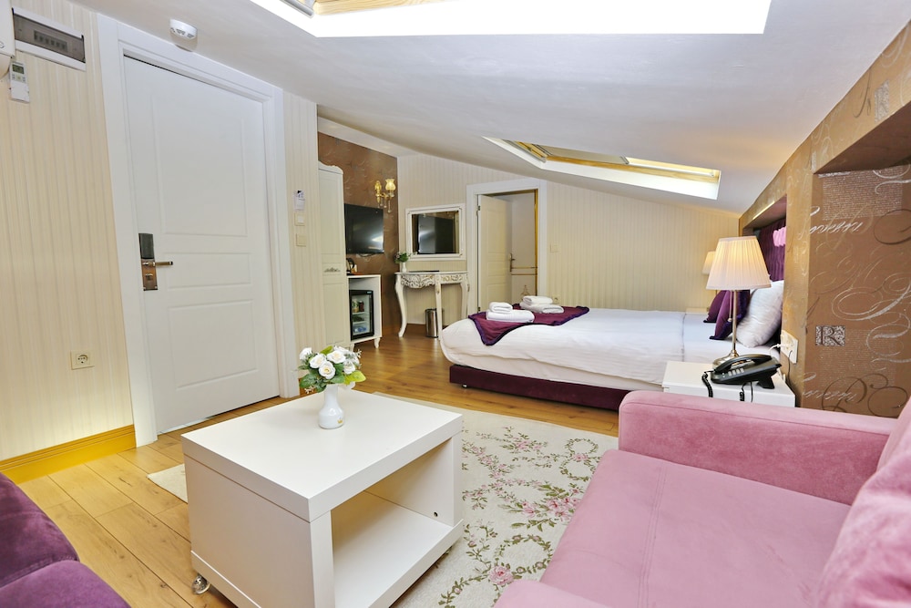 Diamond Royal Hotel 27/41