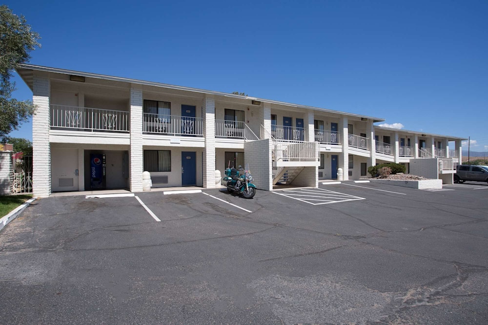 Motel6 Kingman, AZ - Route 66 West 38/43