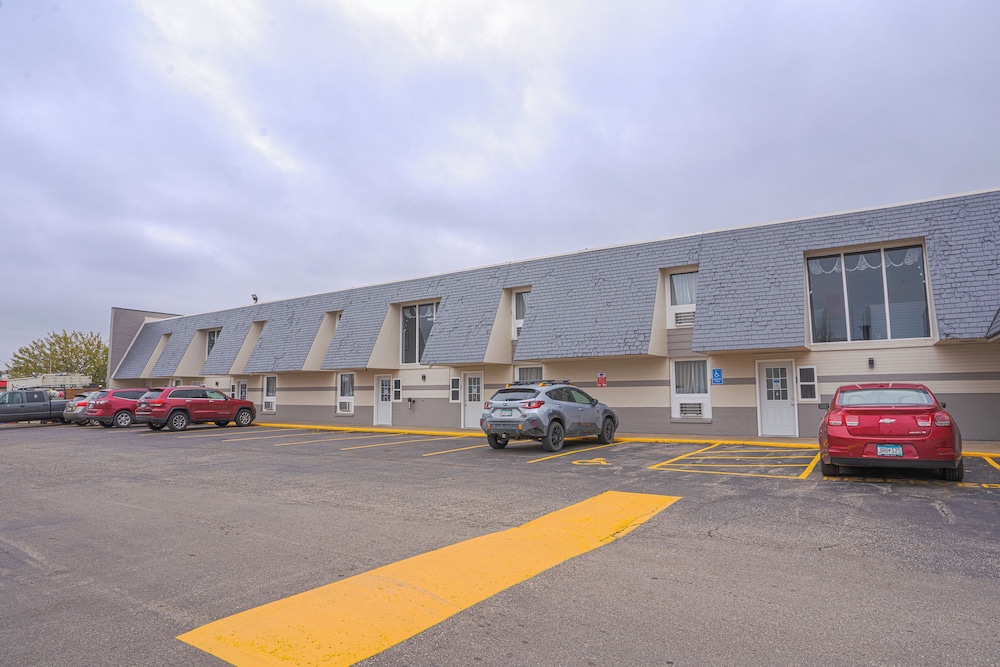Executive Inn By Belvilla Owatonna Hwy 35 25/31