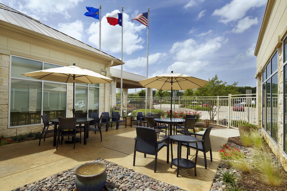 Hilton Garden Inn Dallas/Arlington 45/69