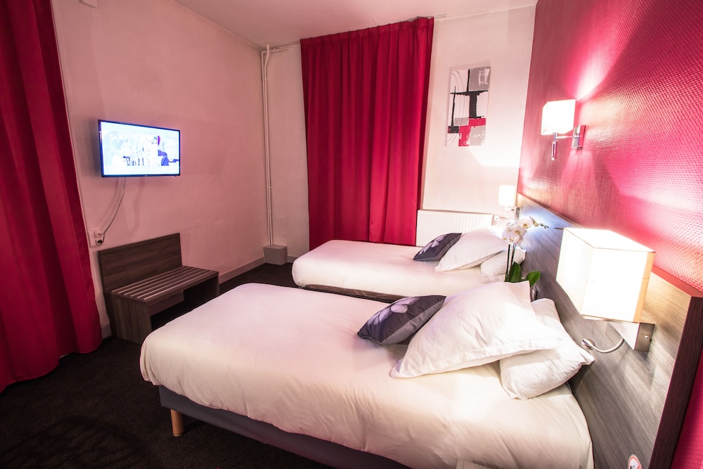 COMFORT HOTEL ACTUEL CHAMBERY CENTRE 10/71