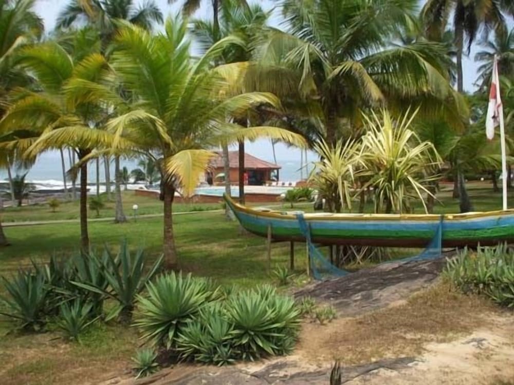 COCONUT GROVE BEACH RESORT 46/66