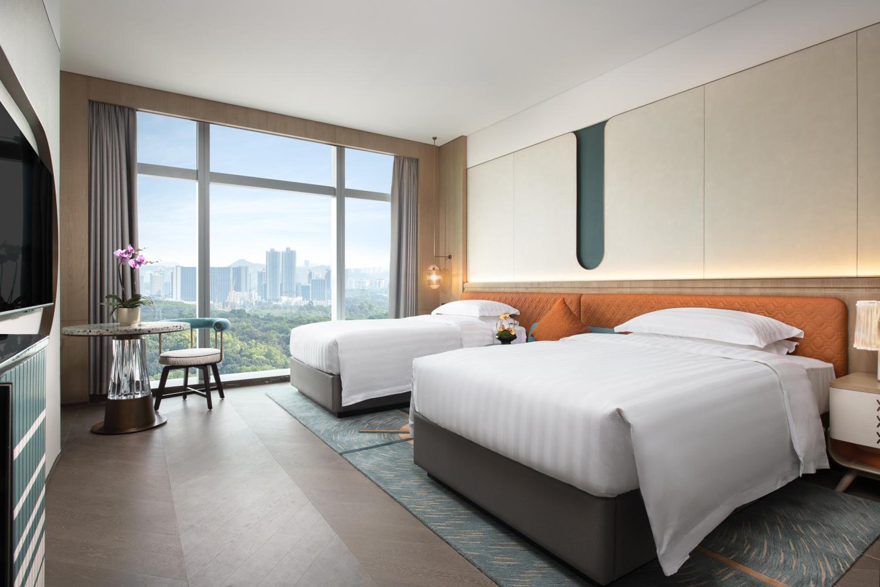 PREMIUM, DELUXE, TWIN BEDS, CITY VIEW