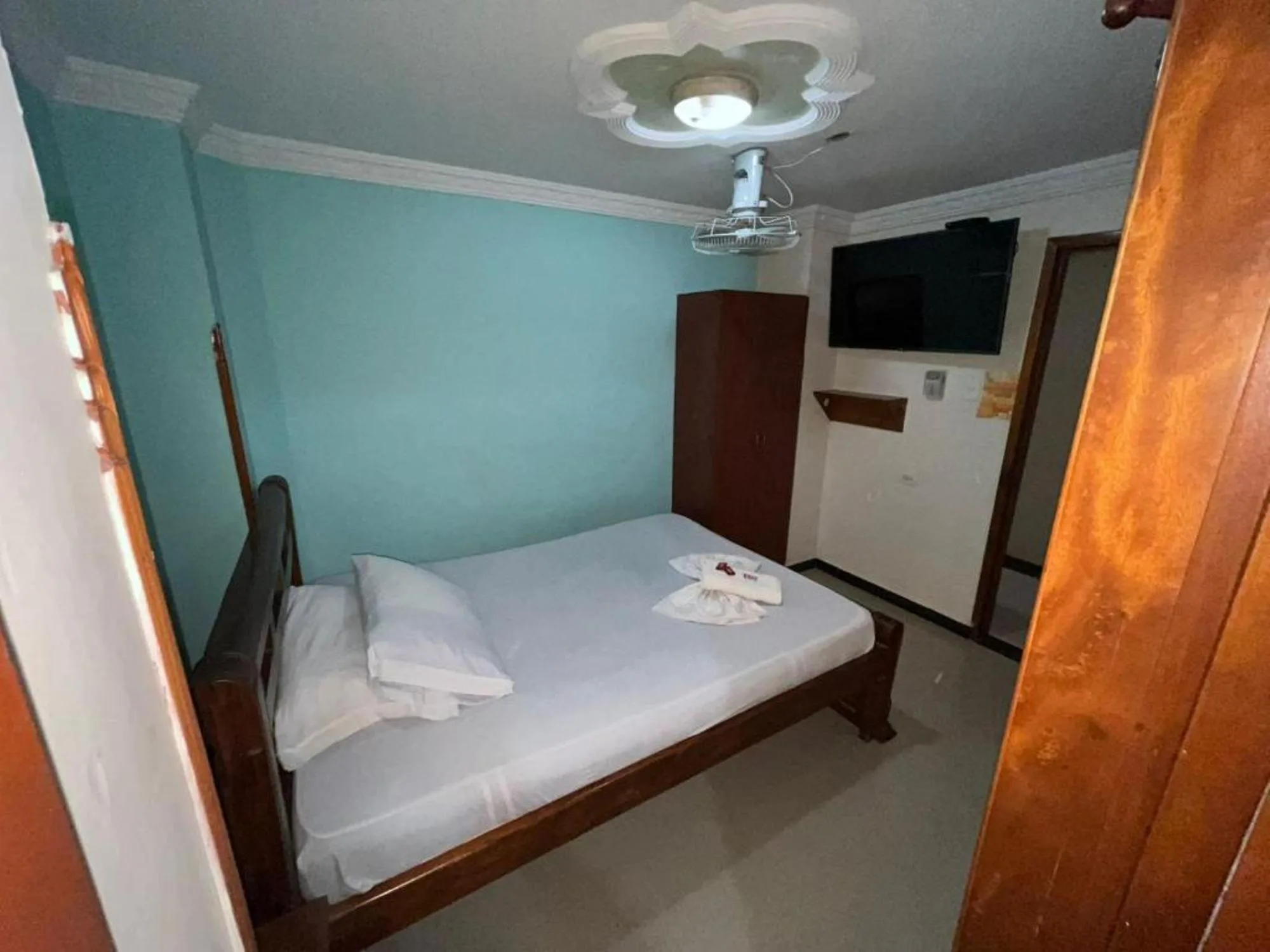 Hotel Bucarica Plaza 11/16