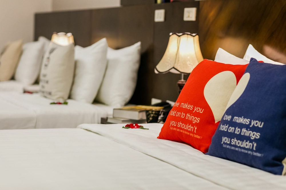 Hanoi Stella Hotel 76/100