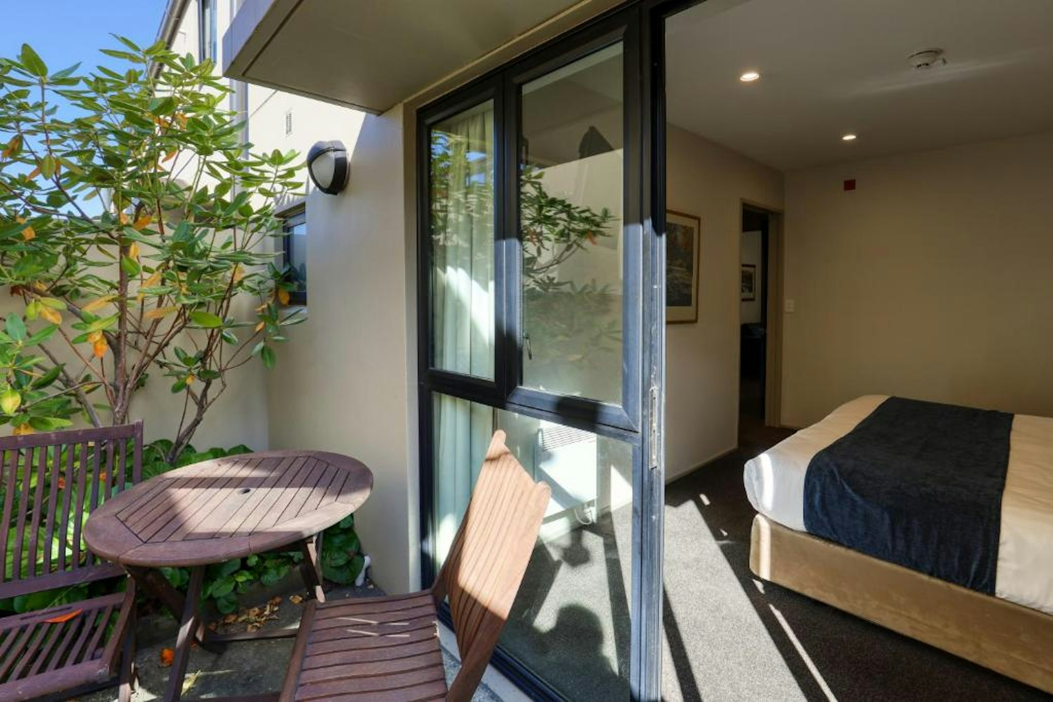 Garden Court Suites And Apartments 30/75