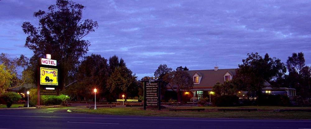 Overlander Homestead Motel 7/31