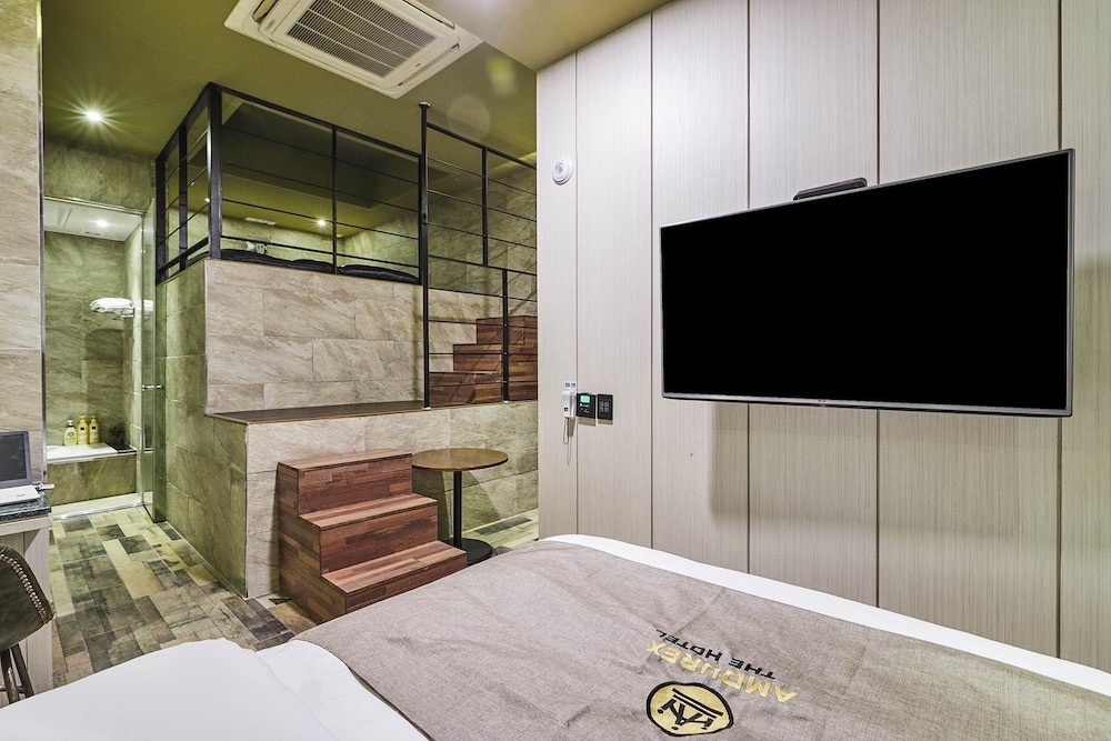 Amourex Hotel 27/49