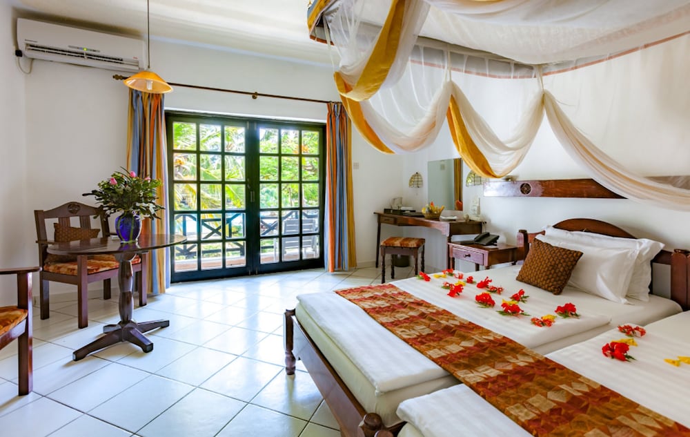 DIANI SEA RESORT 8/50