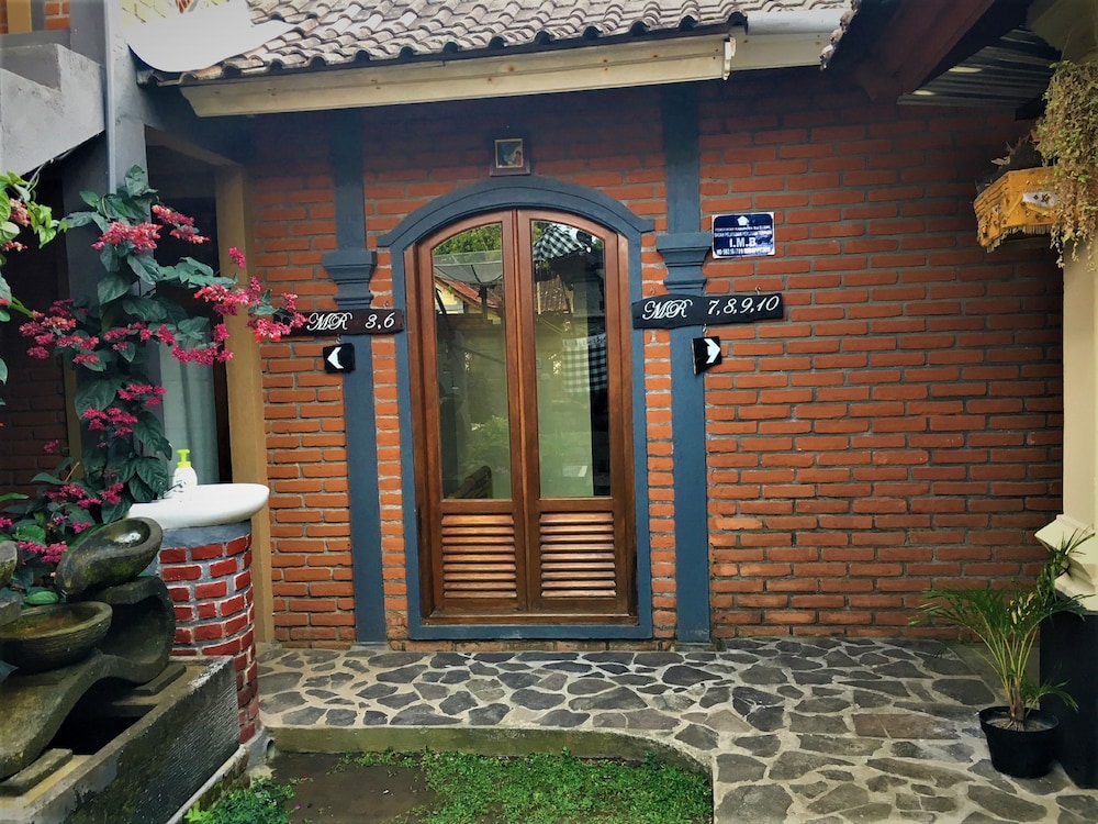 Meme Surung Homestay 34/66