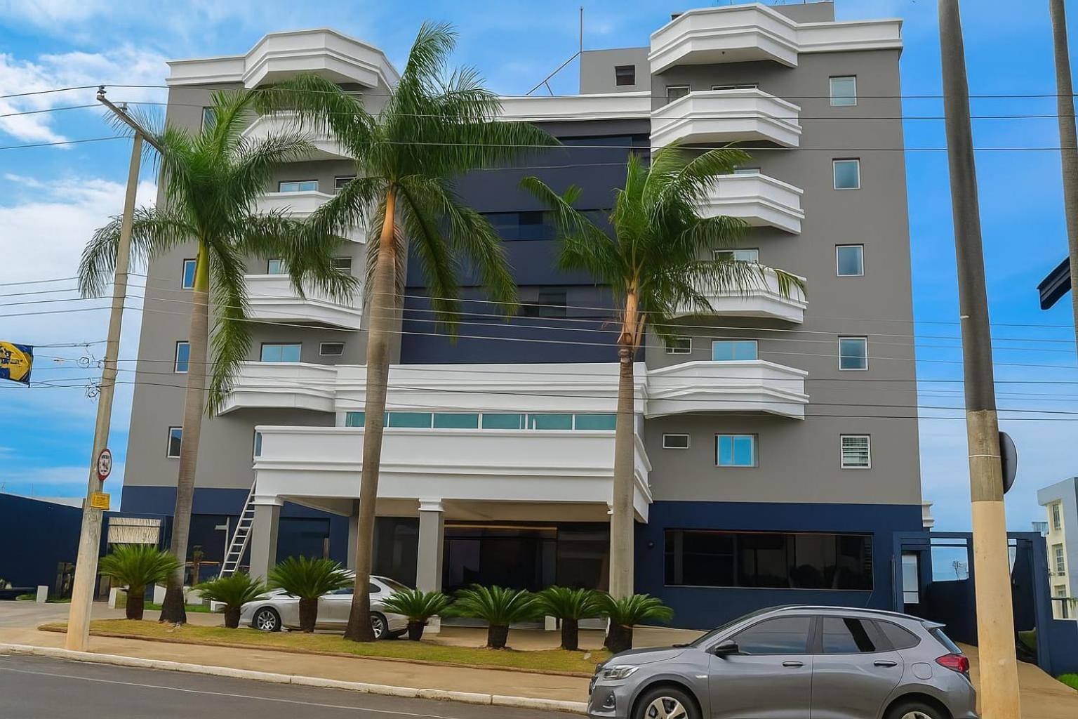 JR Hotel Marilia 45/50