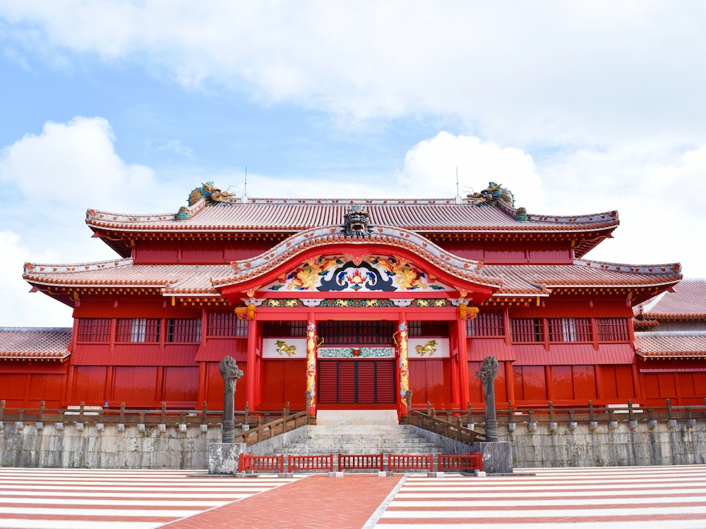 INFINISIS NAHA SHURIJO by Hewitt Resort 5/69