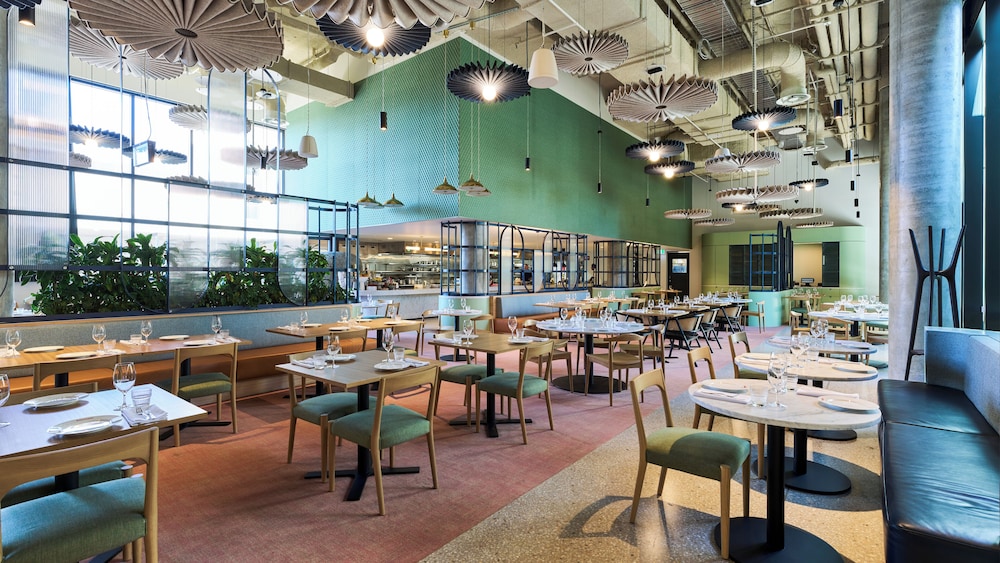 Novotel Melbourne Airport 43/54