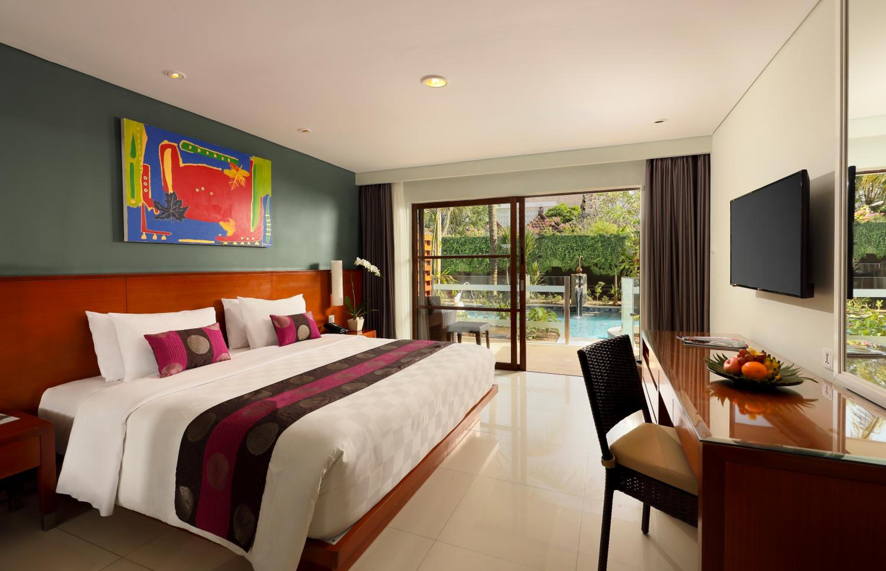 Lagoon, Family, King Bed, Bunk Bed, Pool Access