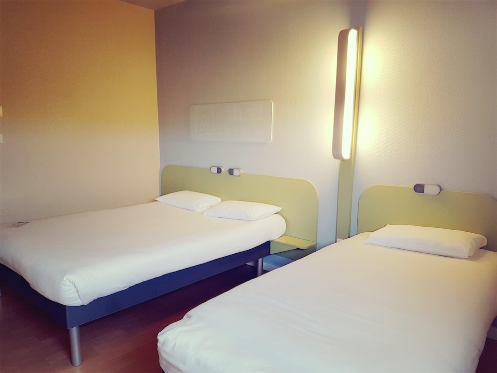 IBIS BUDGET ARLES PALAIS DES CONGRES 11/47