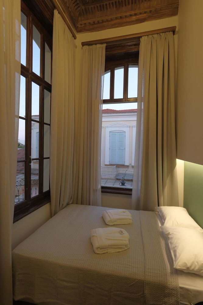 Agora Residence 13/50