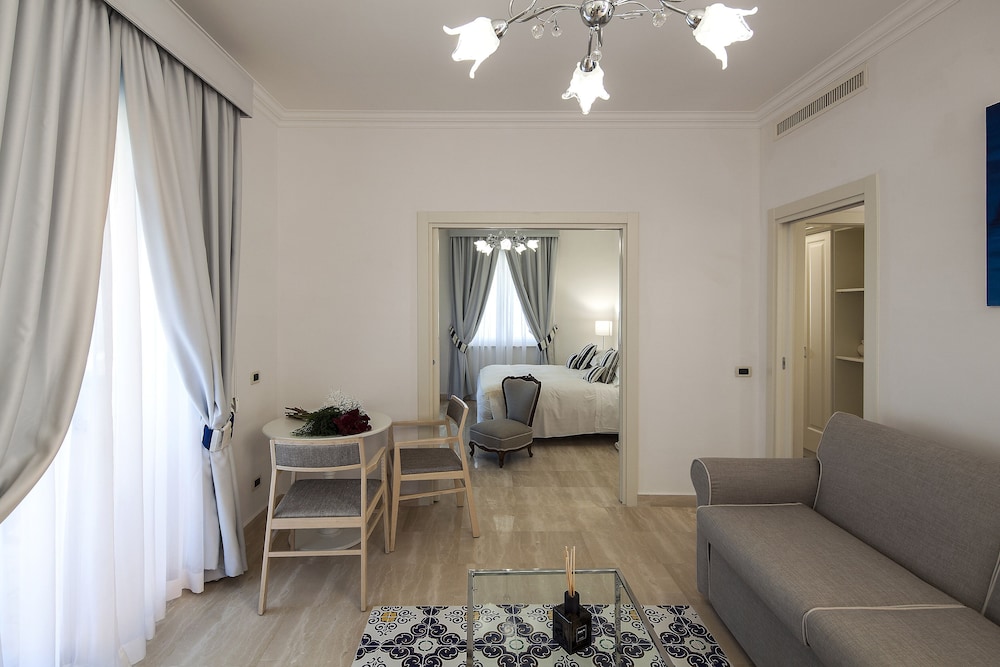 Albergo San Montano 38/54