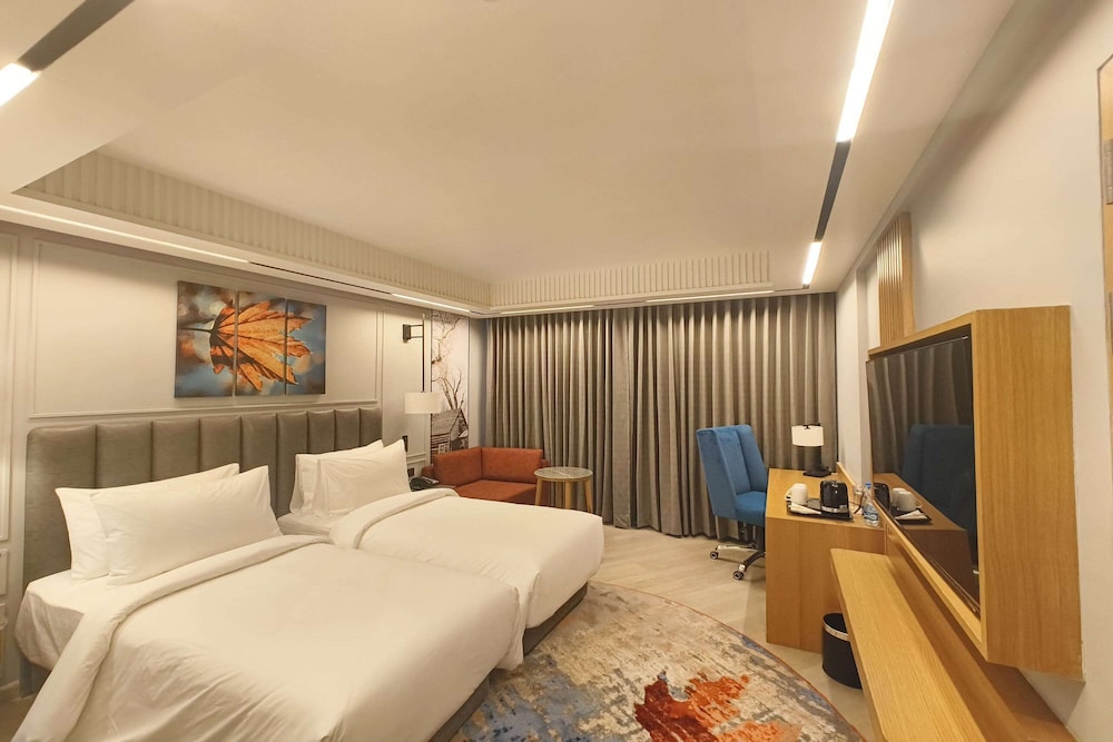 Ramada Encore by Wyndham Rajbagh Srinagar 38/64