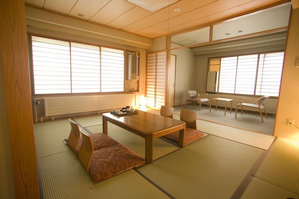 Saito Hotel 28/39