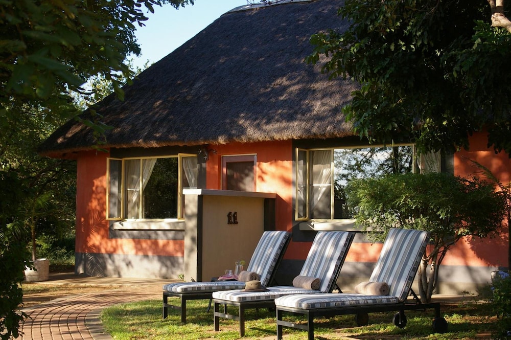 Mohlabetsi Safari Lodge 5/50