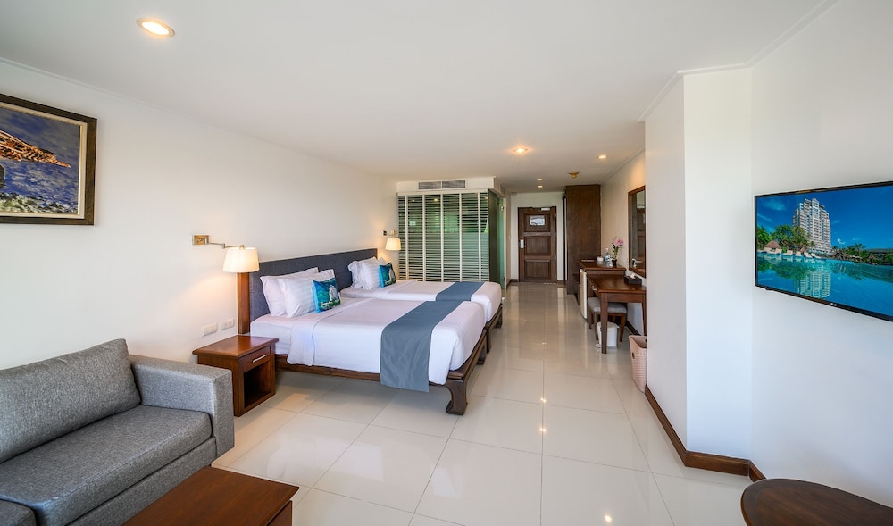 Andaman Beach Suites Hotel 25/69