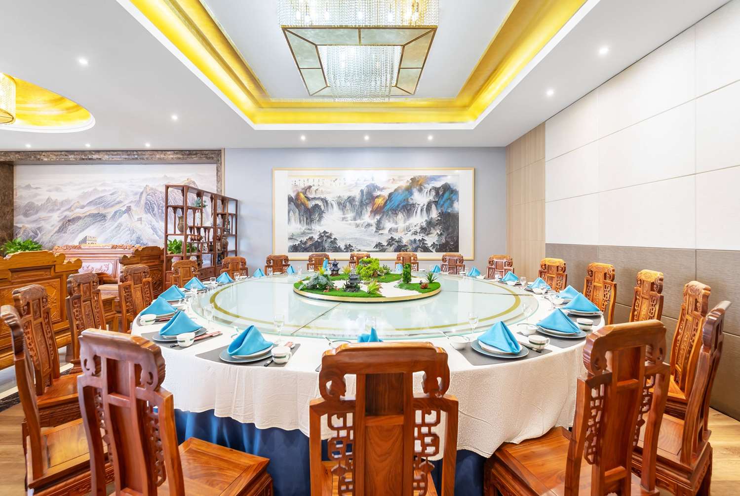 Ramada by Wyndham Linyi North 10/15