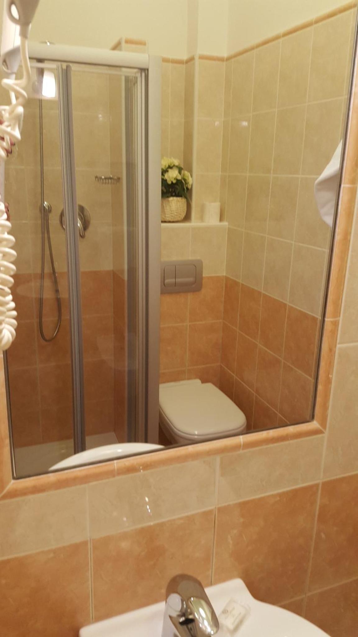 Nuovo Albergo 47/49