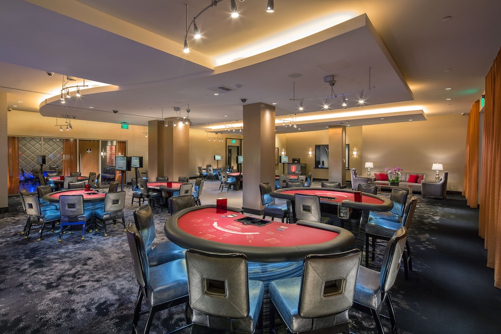 The Bicycle Hotel & Casino 35/54