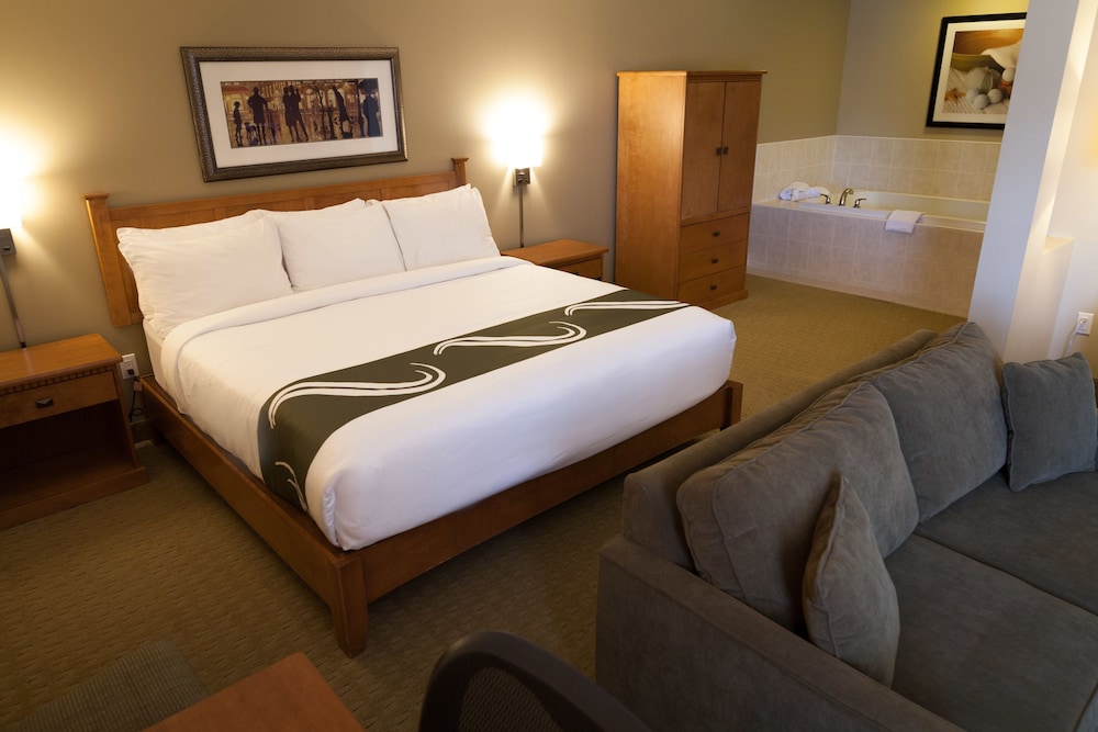 Amsterdam Inn & Suites, an Ascend Collection Hotel 9/28