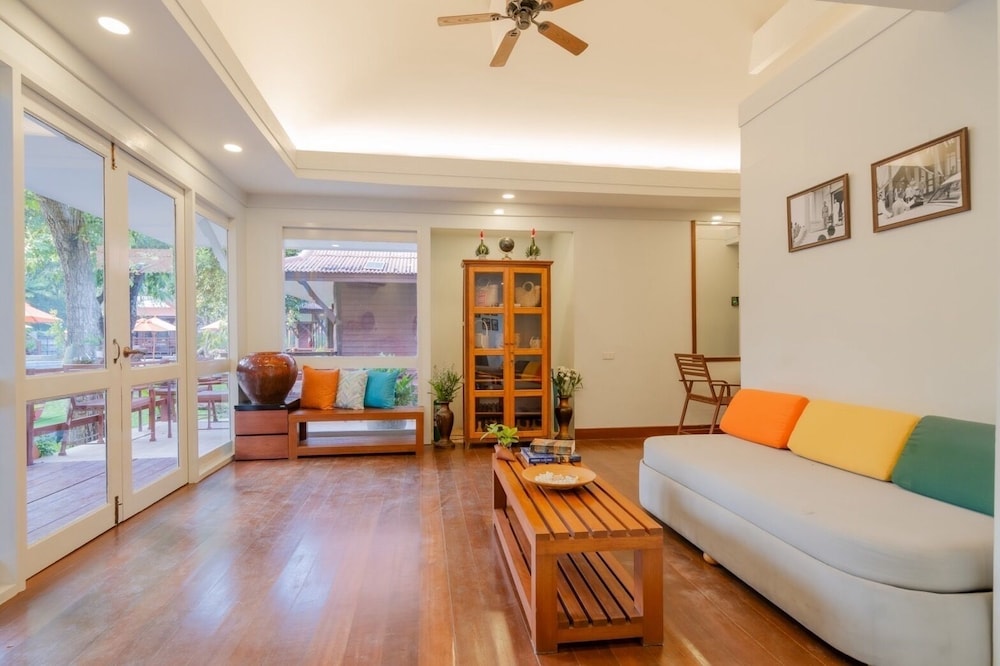 Baan Duangkaew 16/50