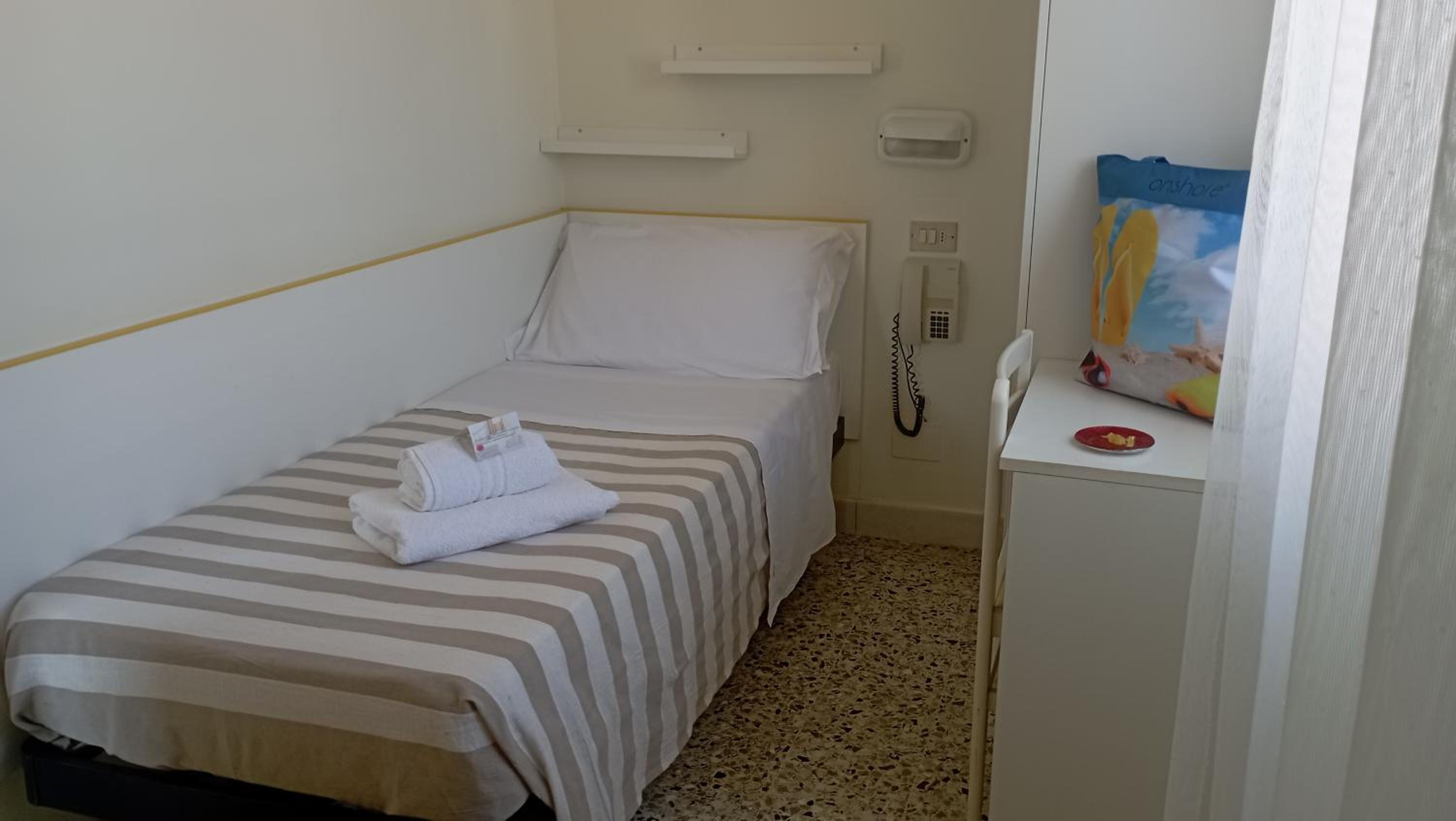 Hotel Raul 13/50
