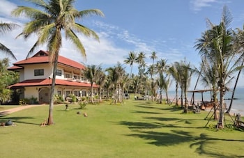 Bansaithong Beach Resort 14/52