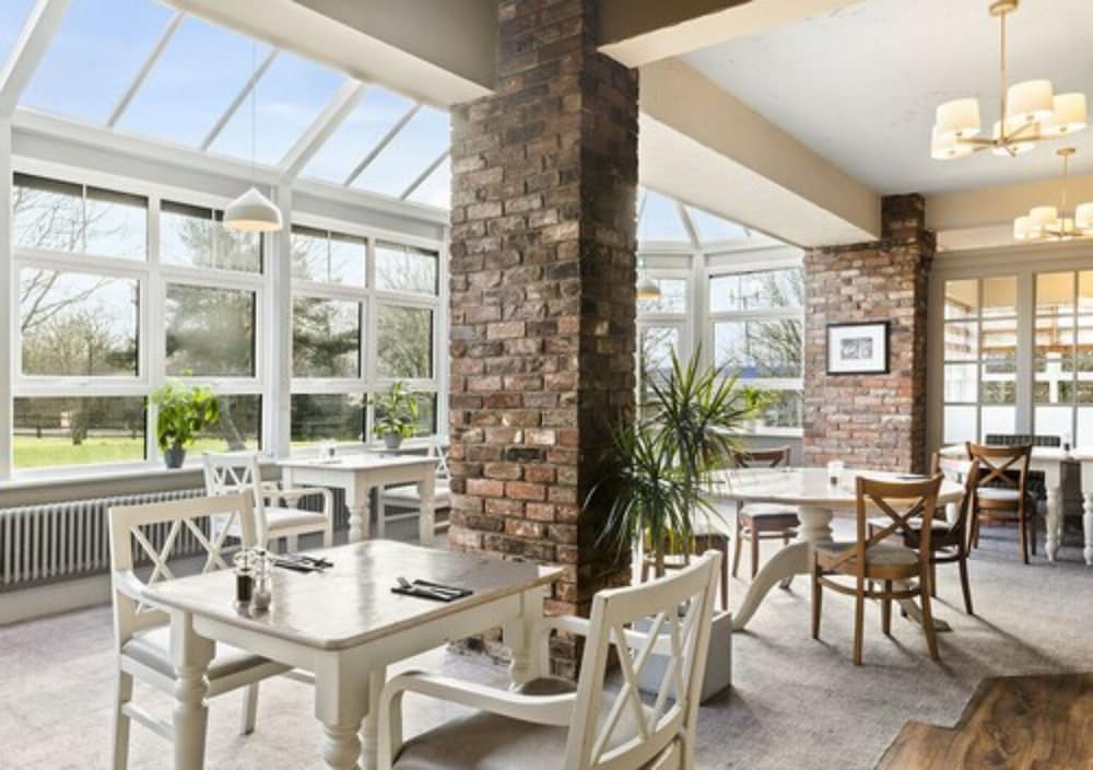 Dragonfly Hotel Colchester Formerly Quality Hotel Colchester 31/37