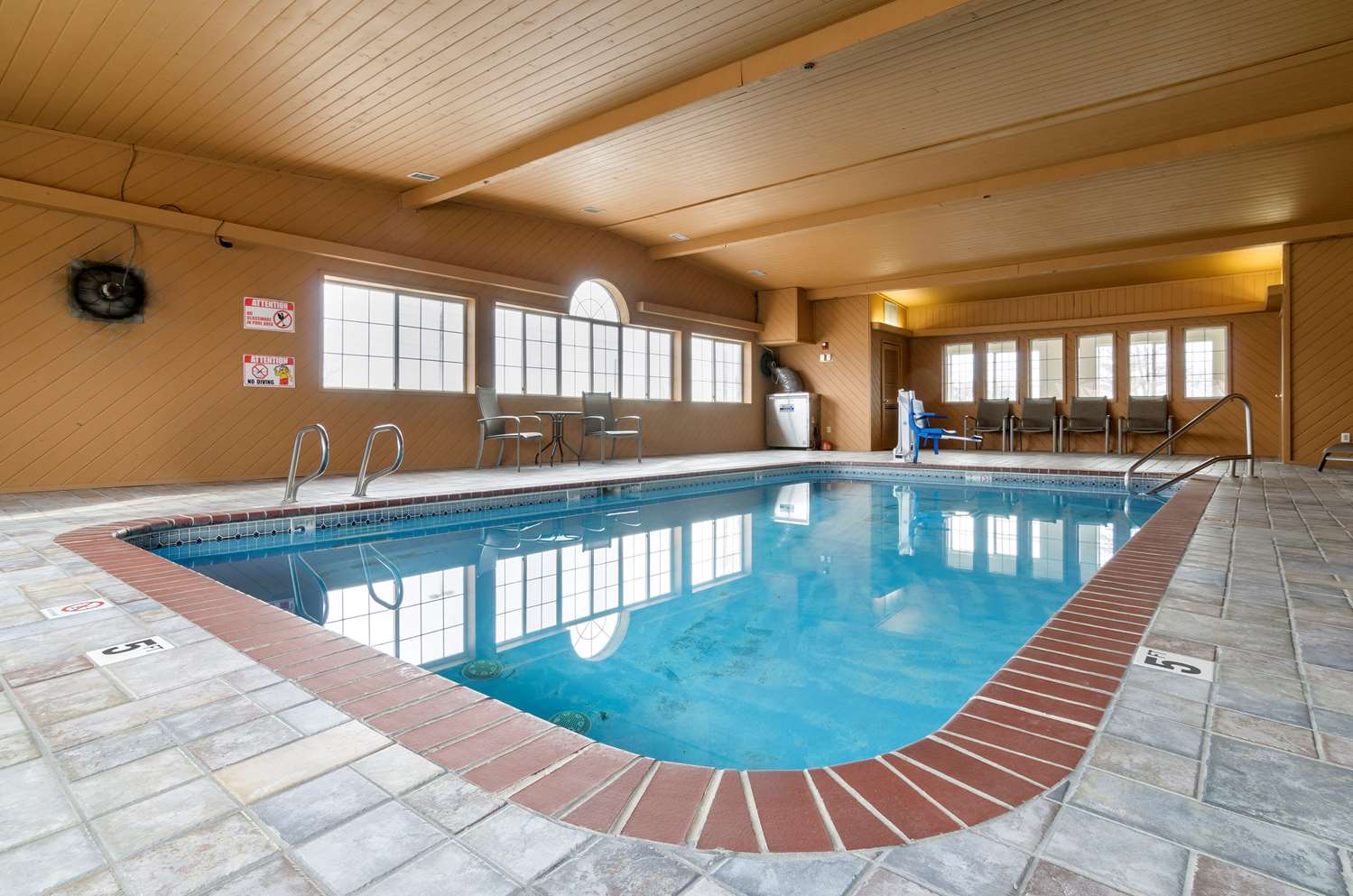 Quality Inn Osceola, IA 10/19