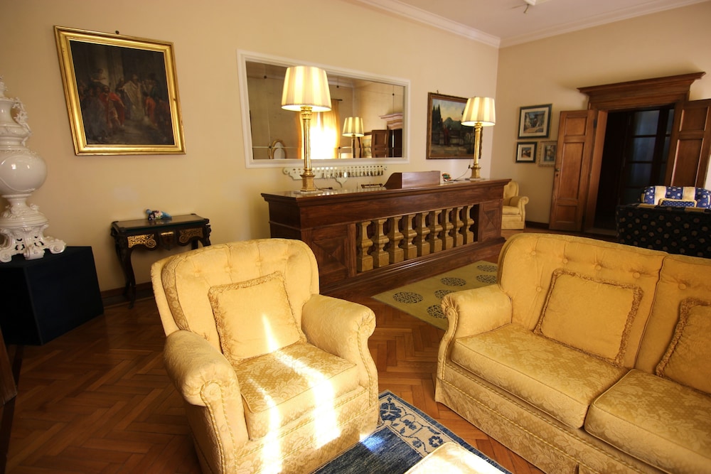 HOTEL VILLA GIONA 38/77