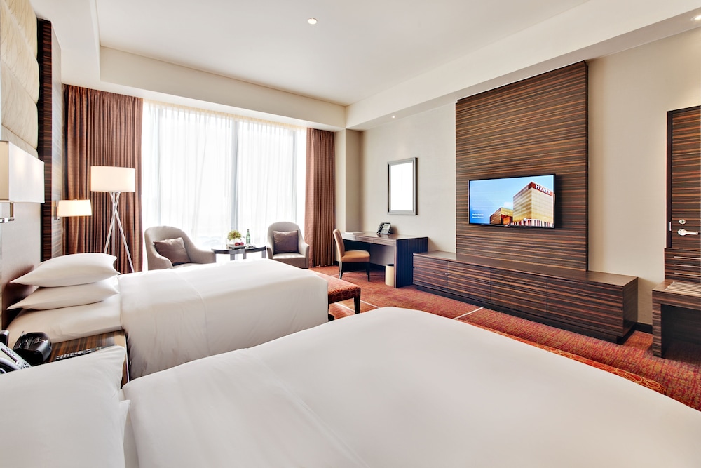 DELUXE, TWIN BEDS