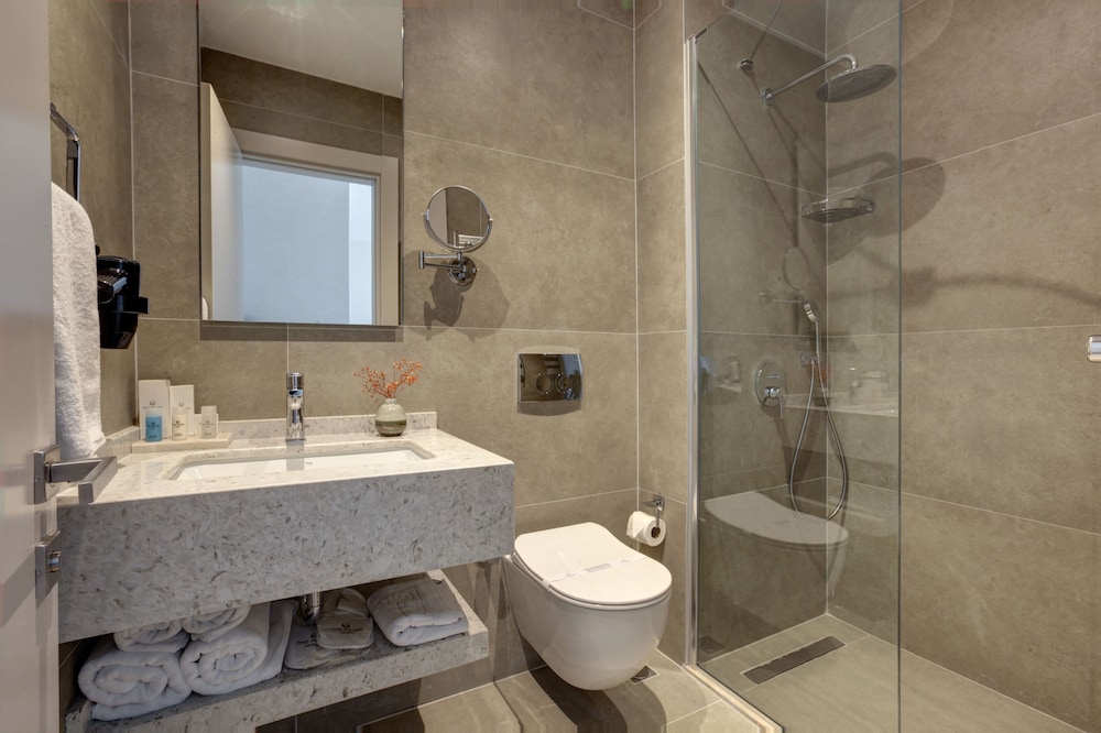 The Pearl Suites 29/29