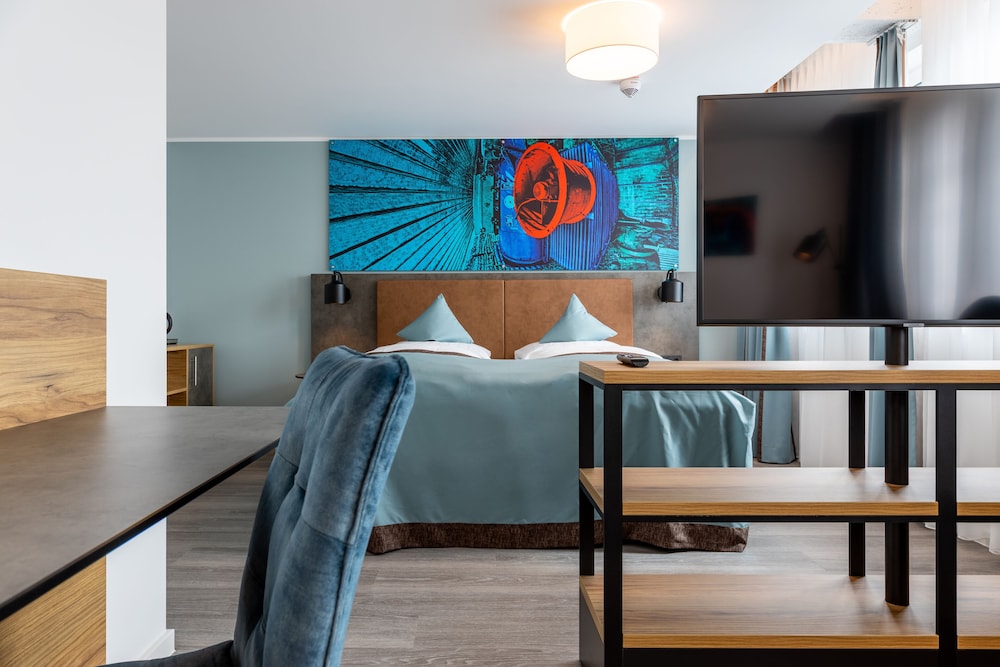 Trip Inn Living and Suites 20/42