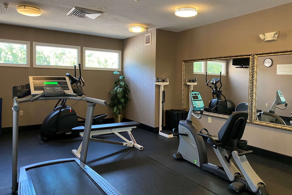 Wingate by Wyndham Ashland 15/24