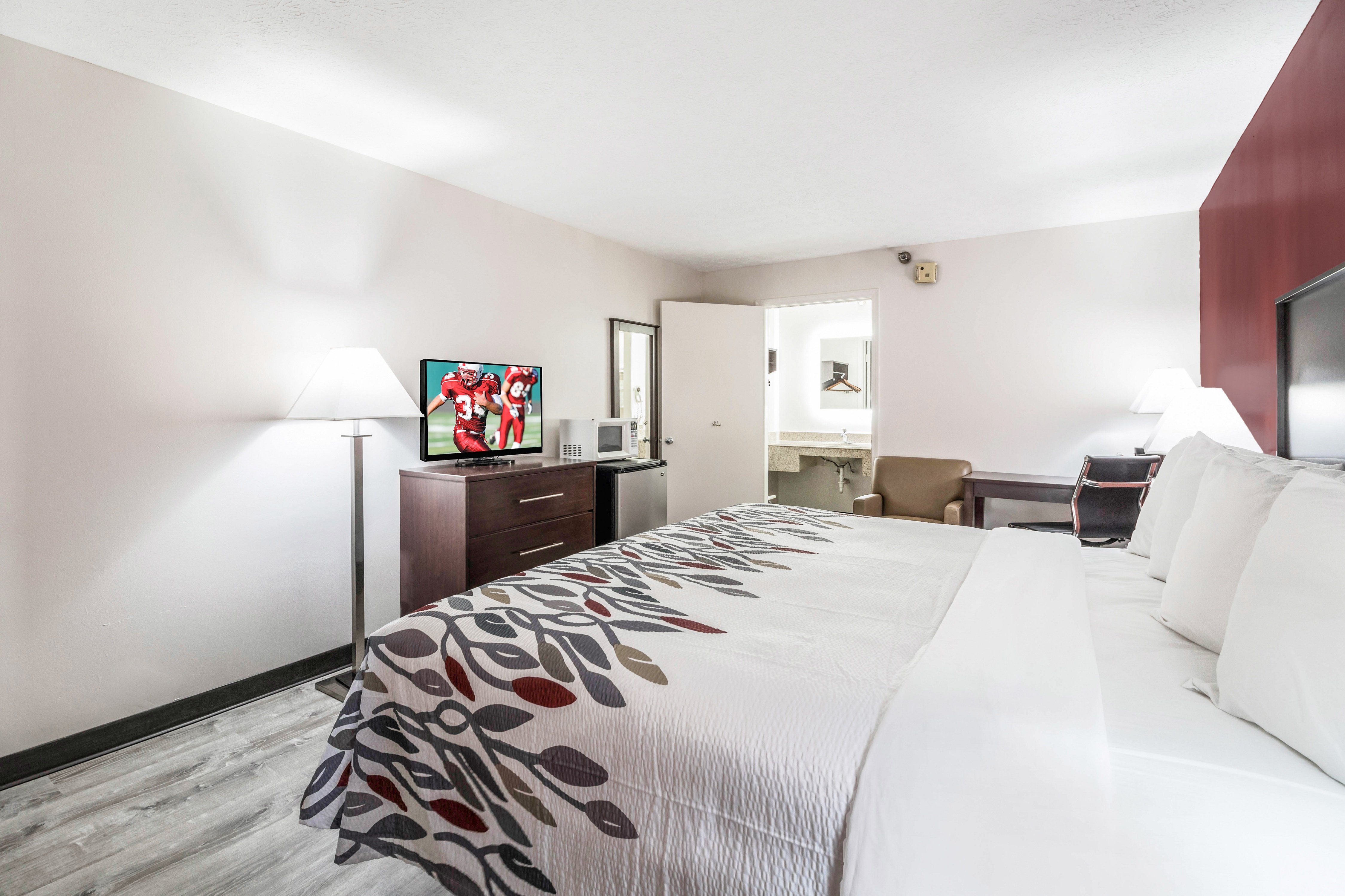 Red Roof Inn Cadiz 13/34
