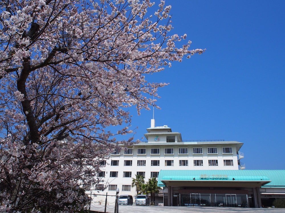 Toba Seaside Hotel 2/54
