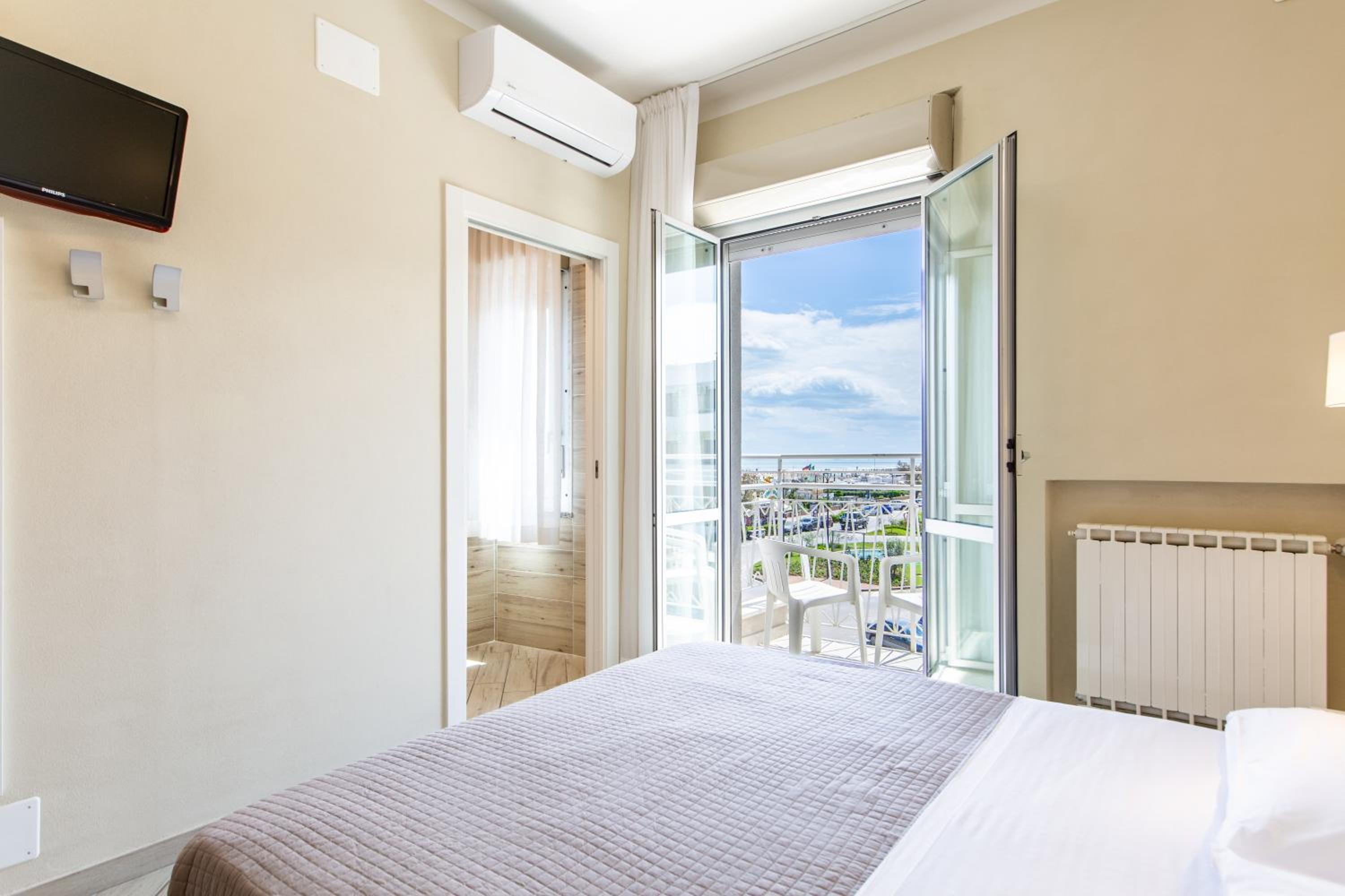 Comfort, Lateral Side Sea View