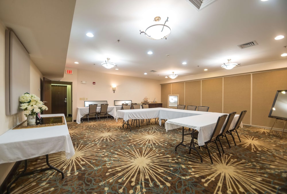 Hampton Inn by Hilton Tiffin 40/47