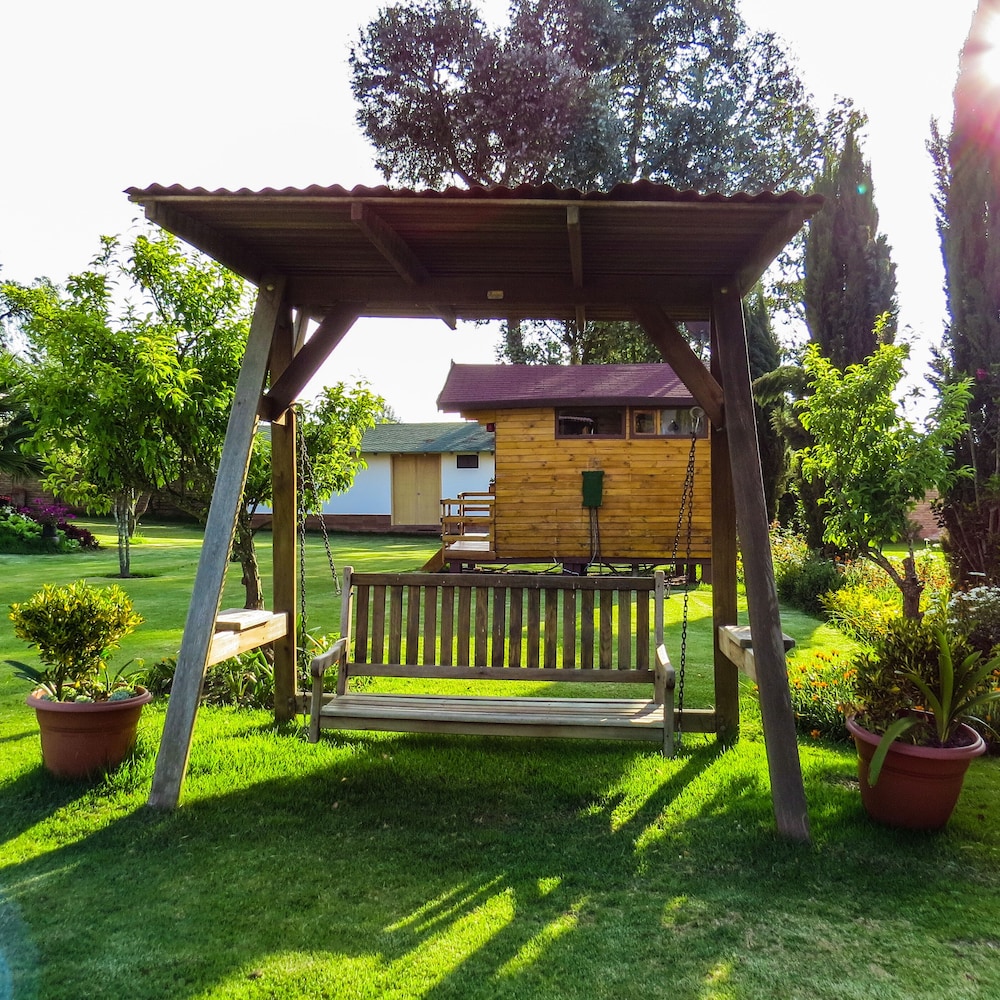 Hosteria Airport Garden 54/64