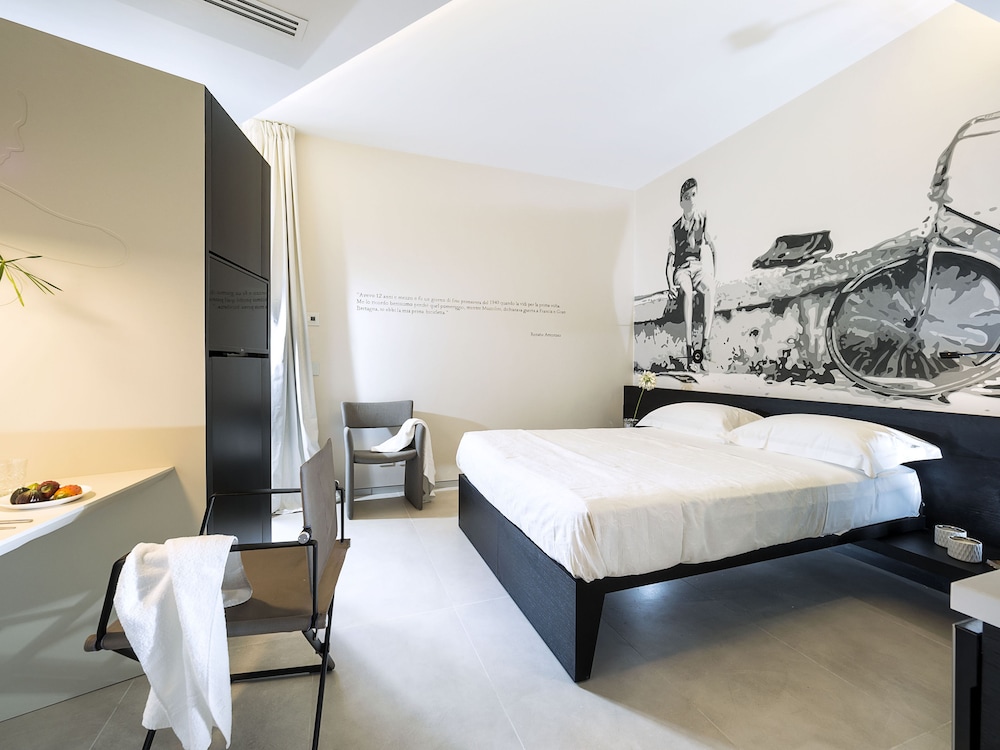 LUXURY, SUITE, 2 BATHROOMS