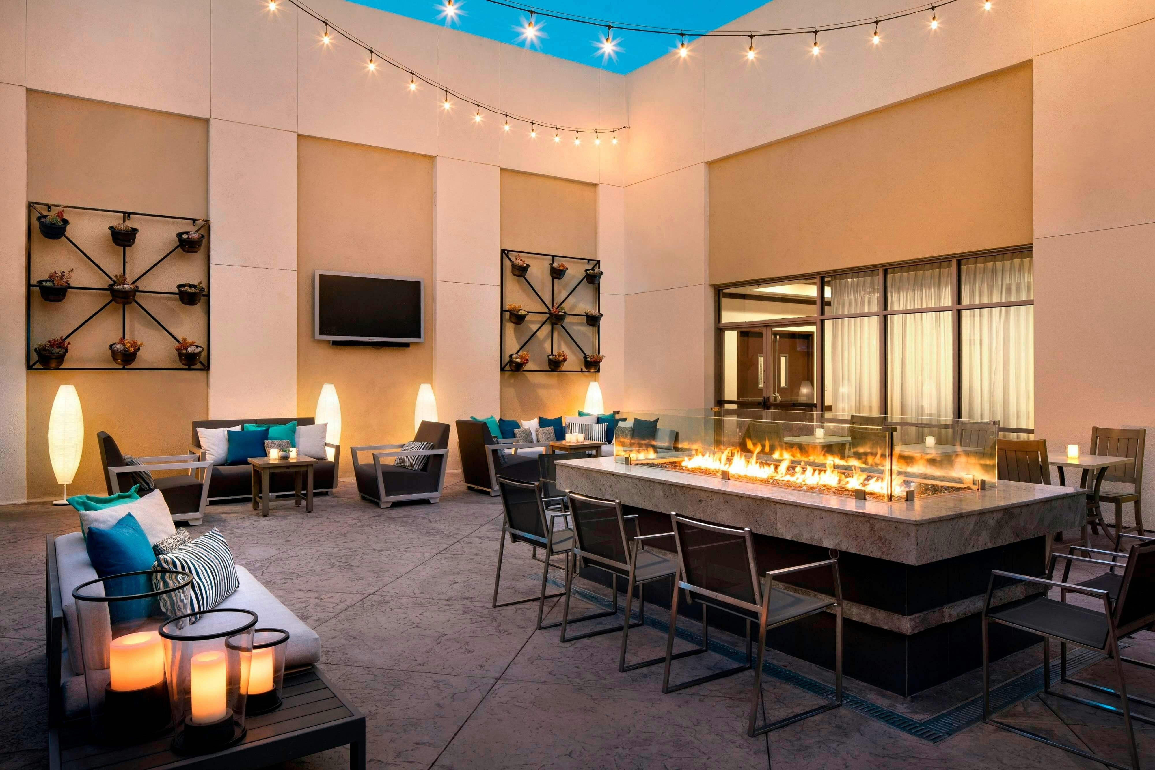 Fullerton Marriott at California State University 23/27
