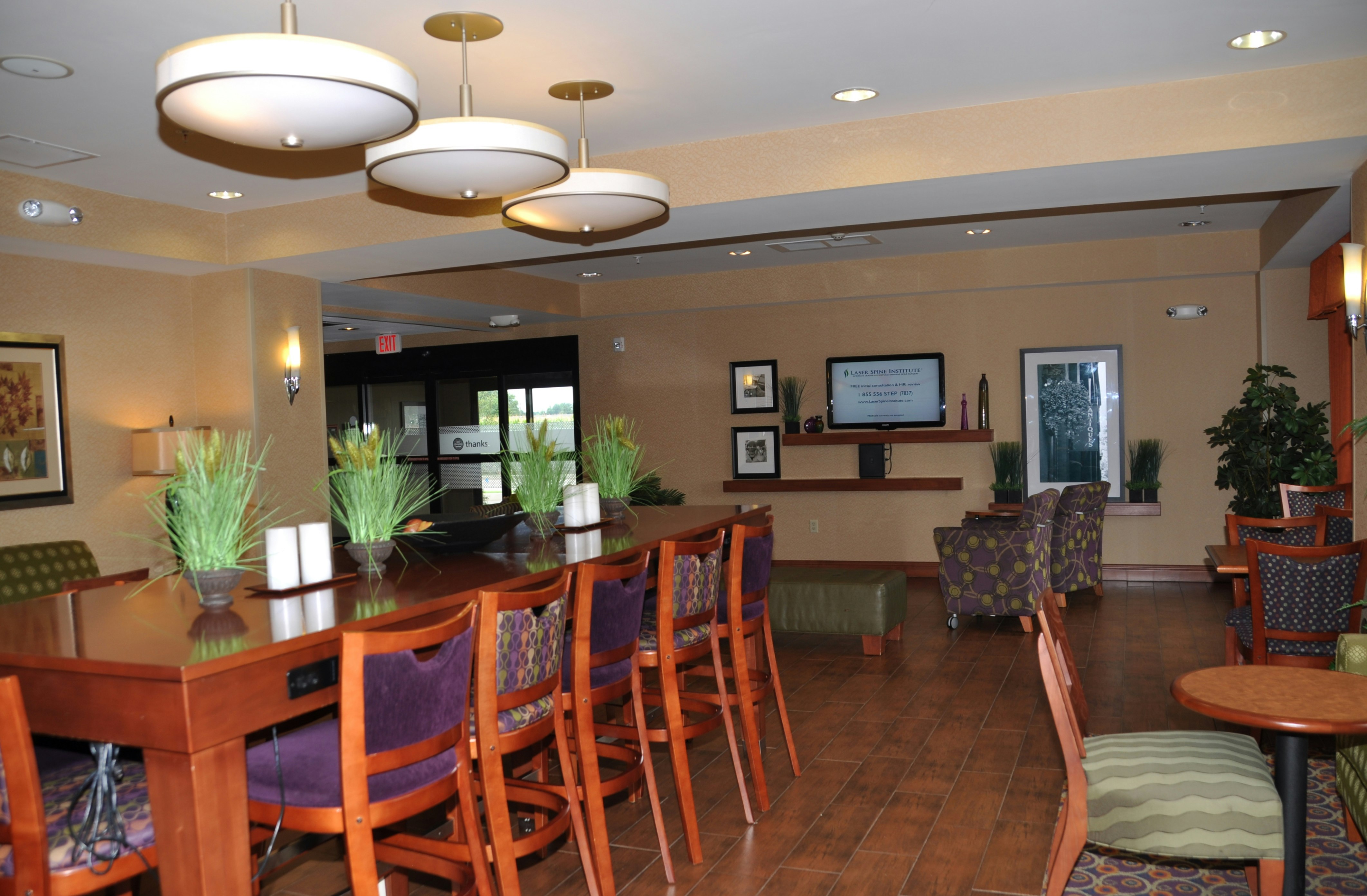 Hampton Inn Macomb 46/63
