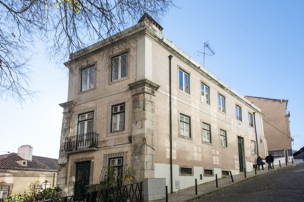 Portas do Teatro Apartments 4/50